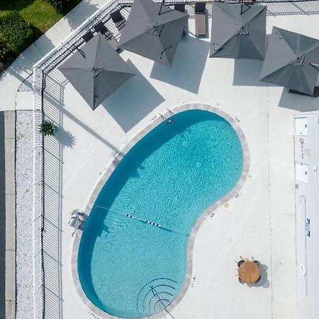Golden Isles Inn & Suites Brunswick Exteriör bild